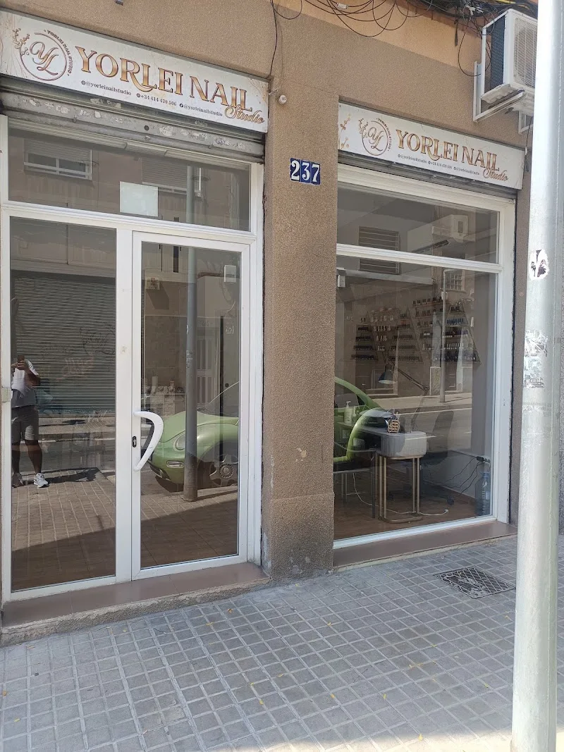 yorlei nails studio - Institut de beauté Badalona - Photo de couverture - OneBooking