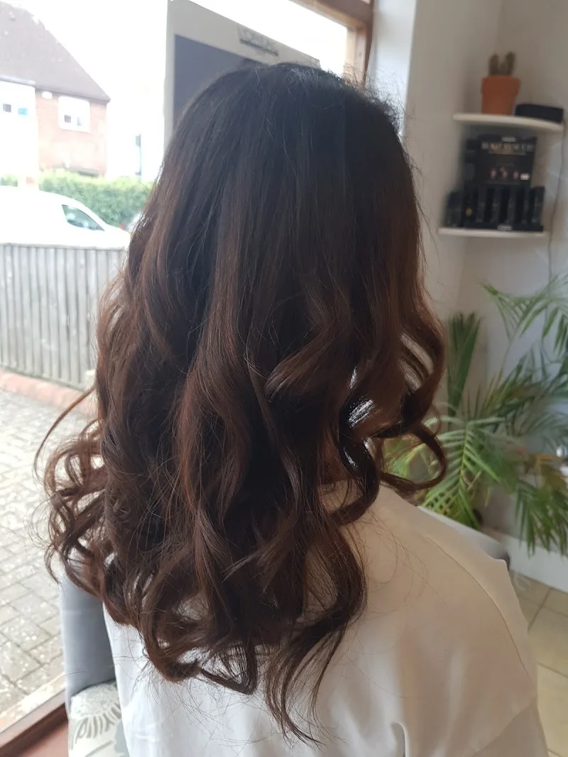 Kenny's Hair Boutique - Coiffure Oxford - Photo de couverture - OneBooking