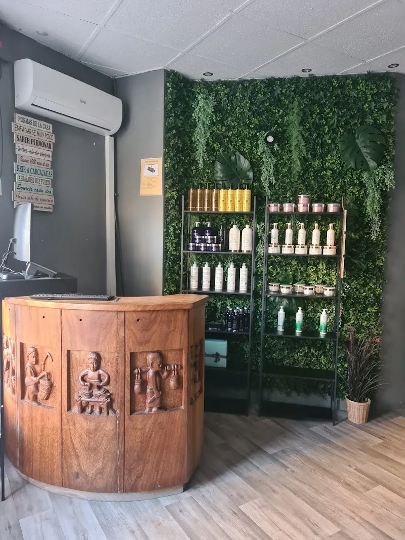 Helena Beauty – Peluquería brasileña en Alicante - Coiffure Alicante - Photo de couverture - OneBooking