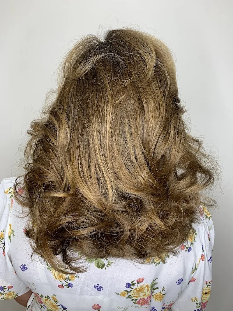 K&G HAIRSTUDIO - Coiffure Genoa - Photo de couverture - OneBooking