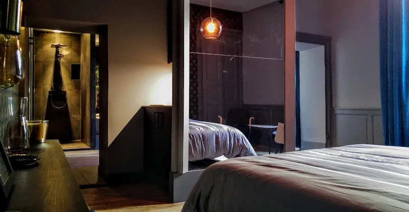 The down town Nenad's SPA - Spa Dijon - Photo de couverture - OneBooking