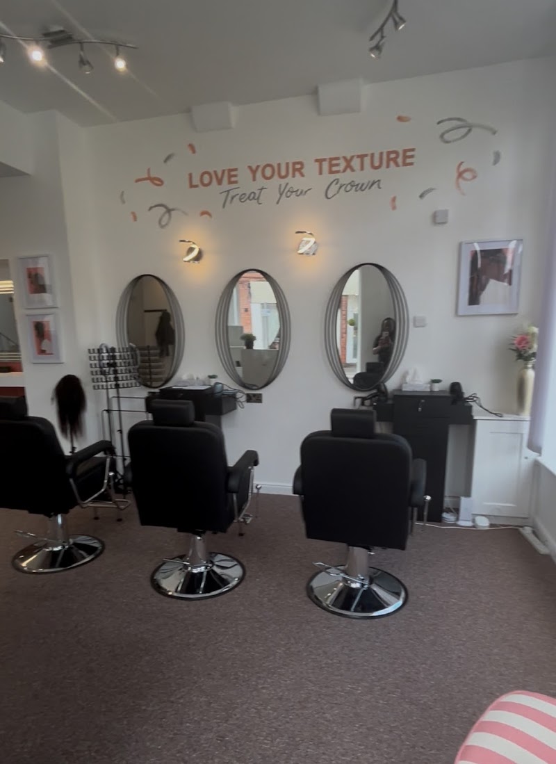 EMB Hair Salon - Coiffure Nottingham - Photo de couverture - OneBooking