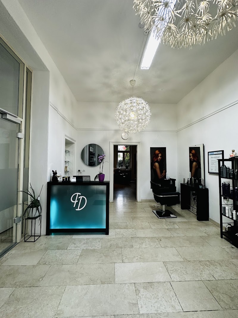 Haarstudio Paola De Luca - Coiffure Frankfurt Am Main - Photo de couverture - OneBooking