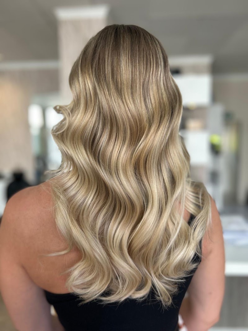 Hair Studio Bruna - Coiffure Frankfurt Am Main - Photo de couverture - OneBooking