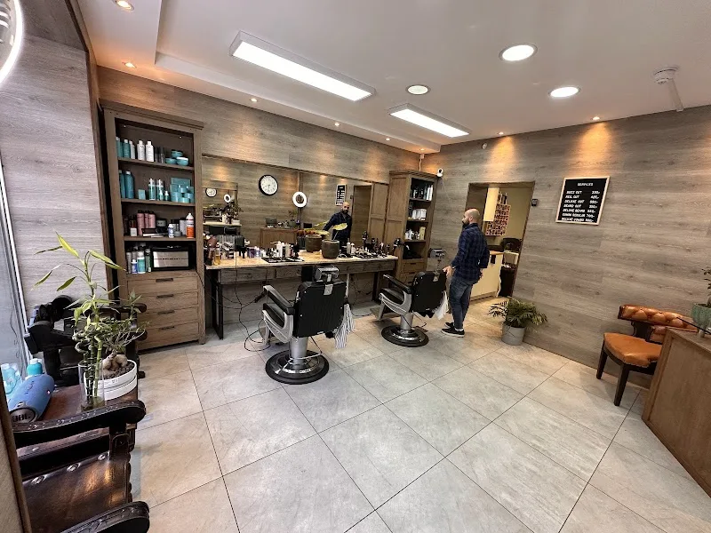 Shades Frisør - Coiffure Oslo - Photo de couverture - OneBooking