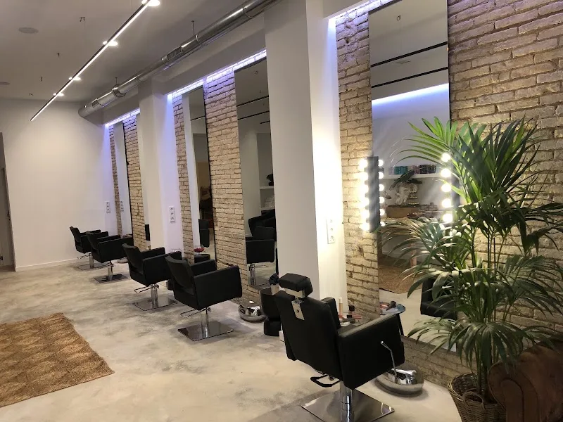 Diego Blanco Hair Salon