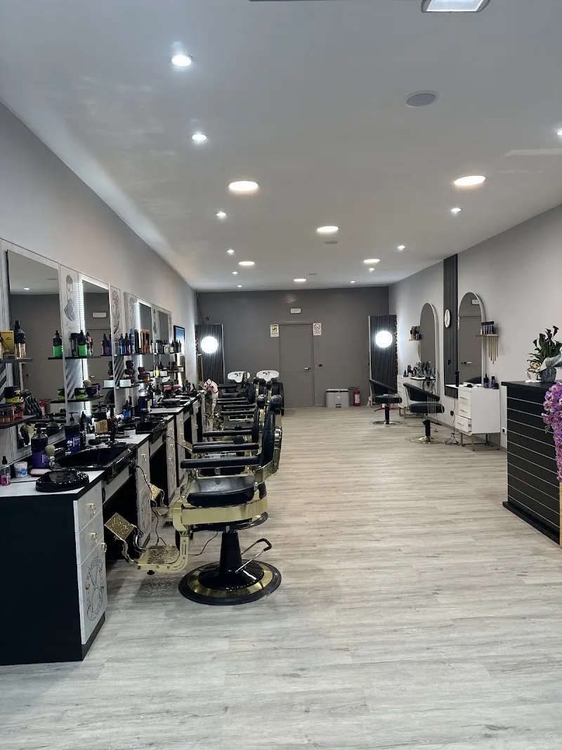 ISTANBUL HAİRSTYLE - Coiffure Cagliari - Photo de couverture - OneBooking