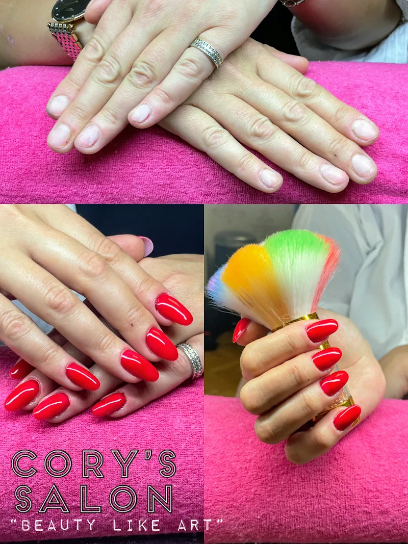 Cory's Beauty Salon - Coiffure Bucharest - Photo de couverture - OneBooking
