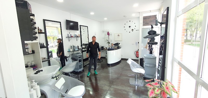 RV hairdressers - Coiffure Burgos - Photo de couverture - OneBooking