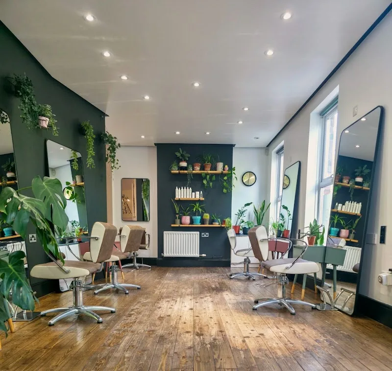 Riot & Noble Salon - Coiffure Belfast - Photo de couverture - OneBooking