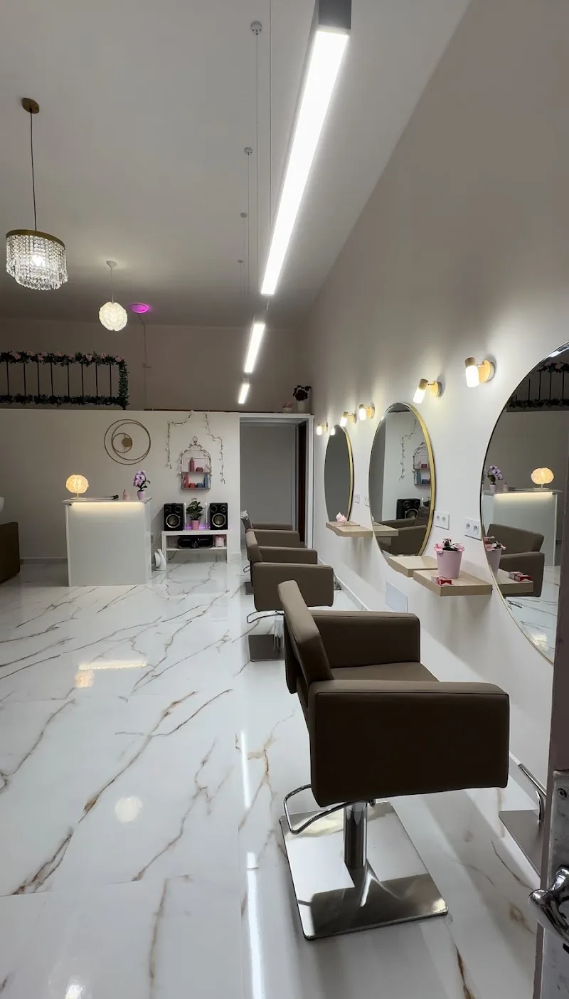 Aura de Luz Hair Salon - Coiffure Palma De Mallorca - Photo de couverture - OneBooking