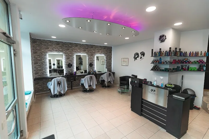 Unique Cut Munich Friseur - Coiffure Munich - Photo de couverture - OneBooking