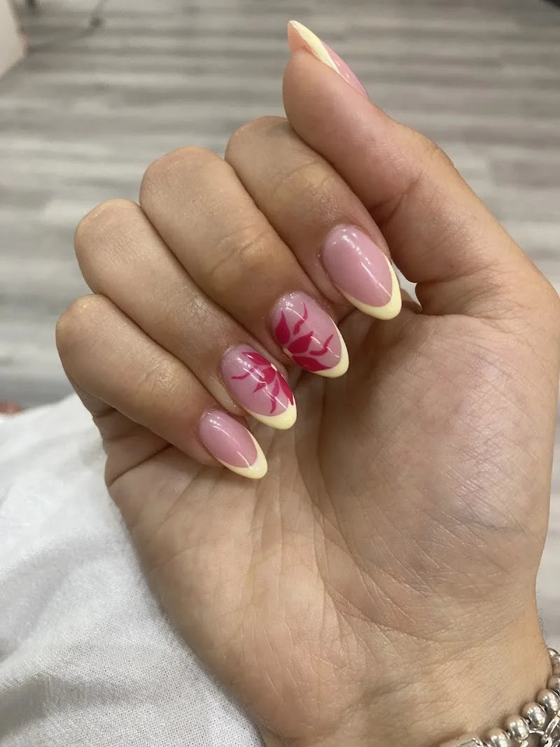 Vr nails Alcalá - Institut de beauté Alcalá De Henares - Photo de couverture - OneBooking