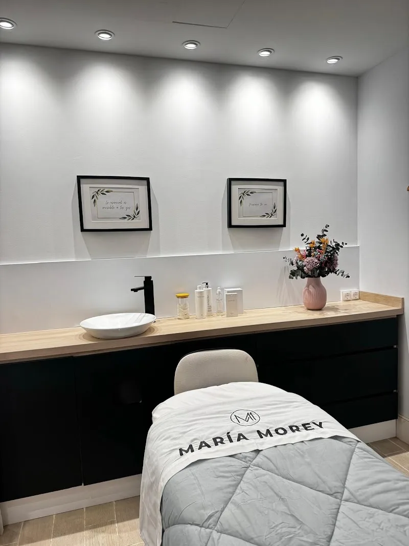 María Morey Estética Avanzada - Institut de beauté Oviedo - Photo de couverture - OneBooking