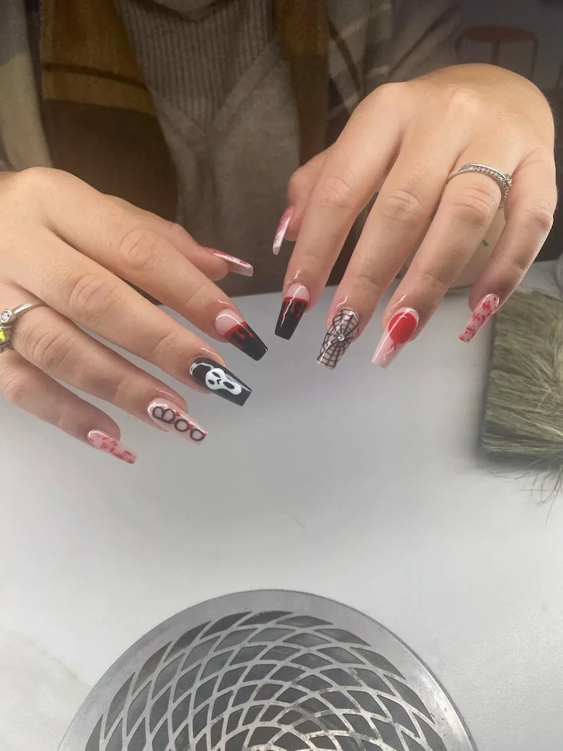 Asia Nails