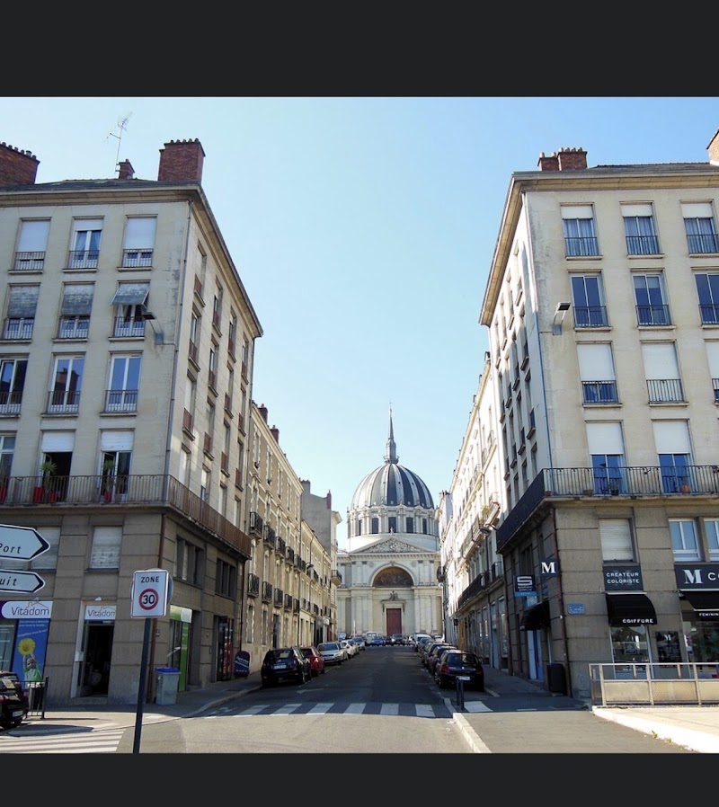 FIVE’S BEAUTY - Onglerie Nantes - Photo de couverture - OneBooking