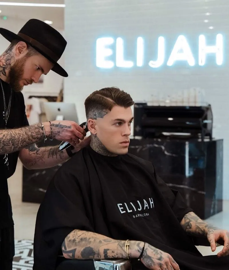 ELIJAH Salon | Barber | Tattoo - Laietana - Coiffure Barcelona - Photo de couverture - OneBooking