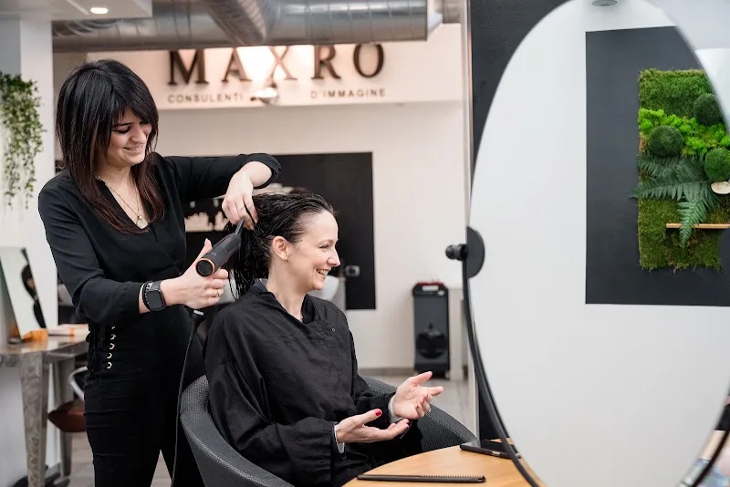 MAXRO' Parrucchieri e Consulenti di Immagine - Coiffure Bergamo - Photo de couverture - OneBooking
