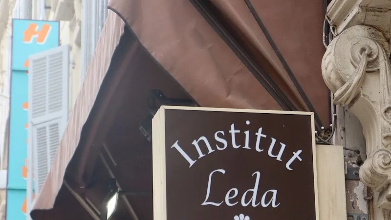 Institut De Beauté Leda