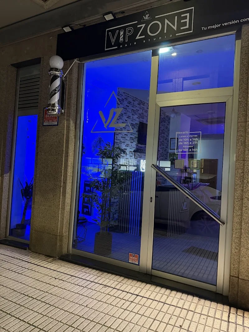 Vip Zone Hair Studio - Coiffure Gijón - Photo de couverture - OneBooking