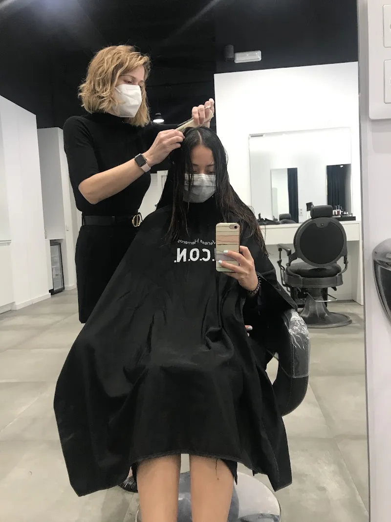 Vanesa Herreros - Coiffure Castellón De La Plana - Photo de couverture - OneBooking