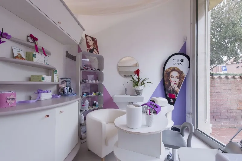 Officina Di Ma' - Salone Redken - Coiffure Ferrara - Photo de couverture - OneBooking