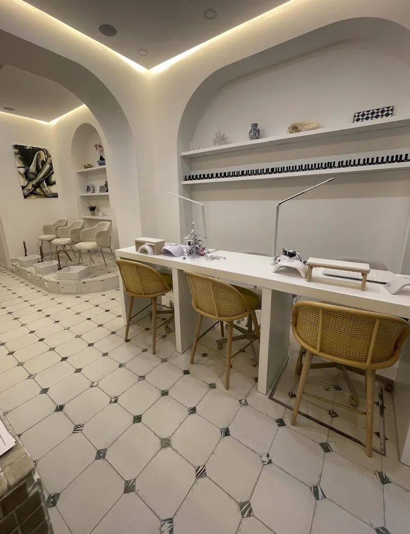 Kelfos Beauty Bar