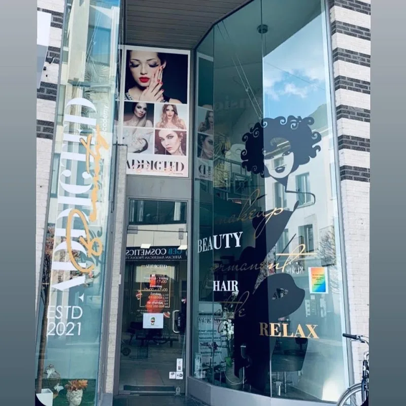 ADDICTED BEAUTY ACADEMY