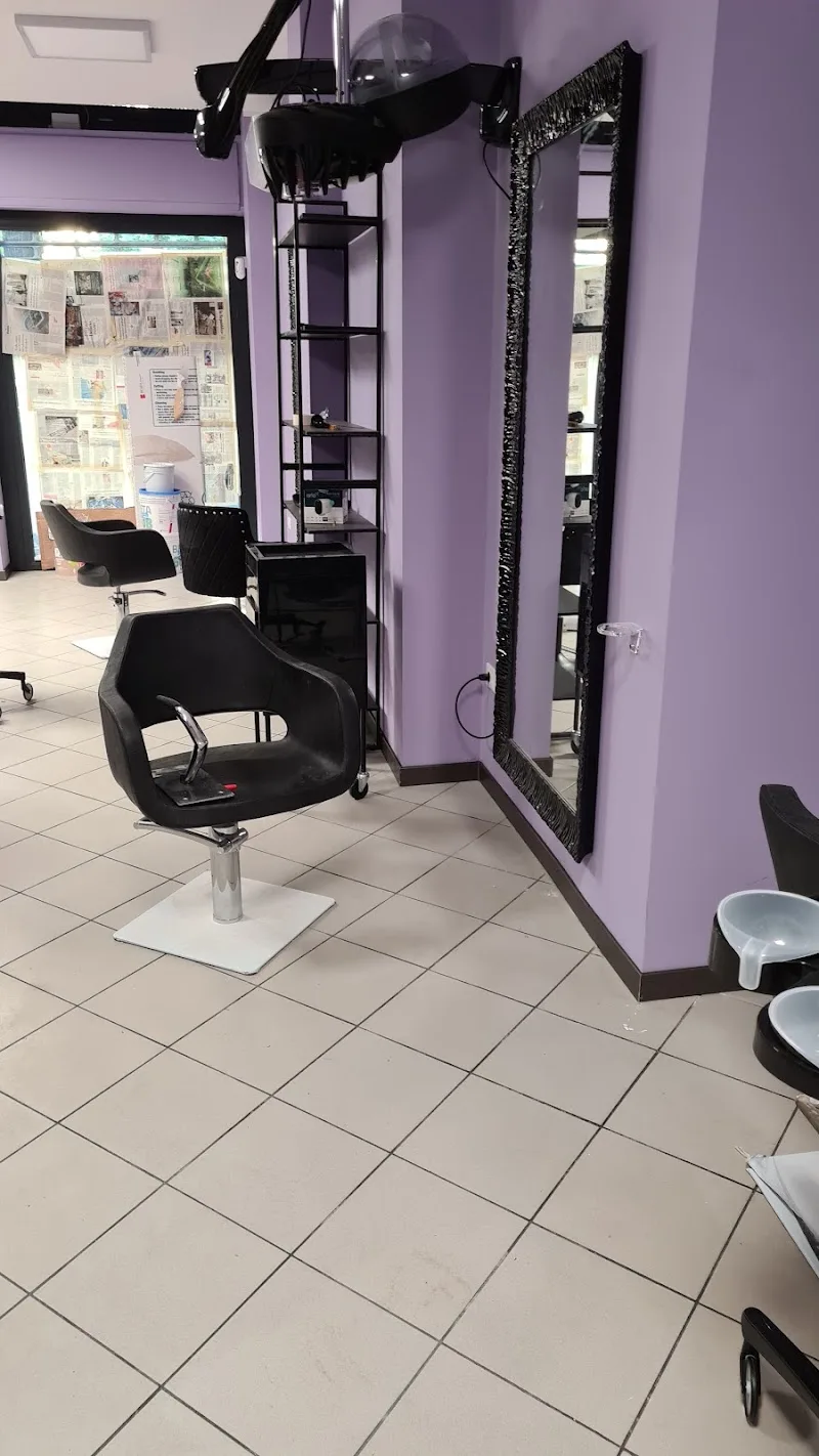 Black Mirror Hairstylists - Coiffure Bergamo - Photo de couverture - OneBooking