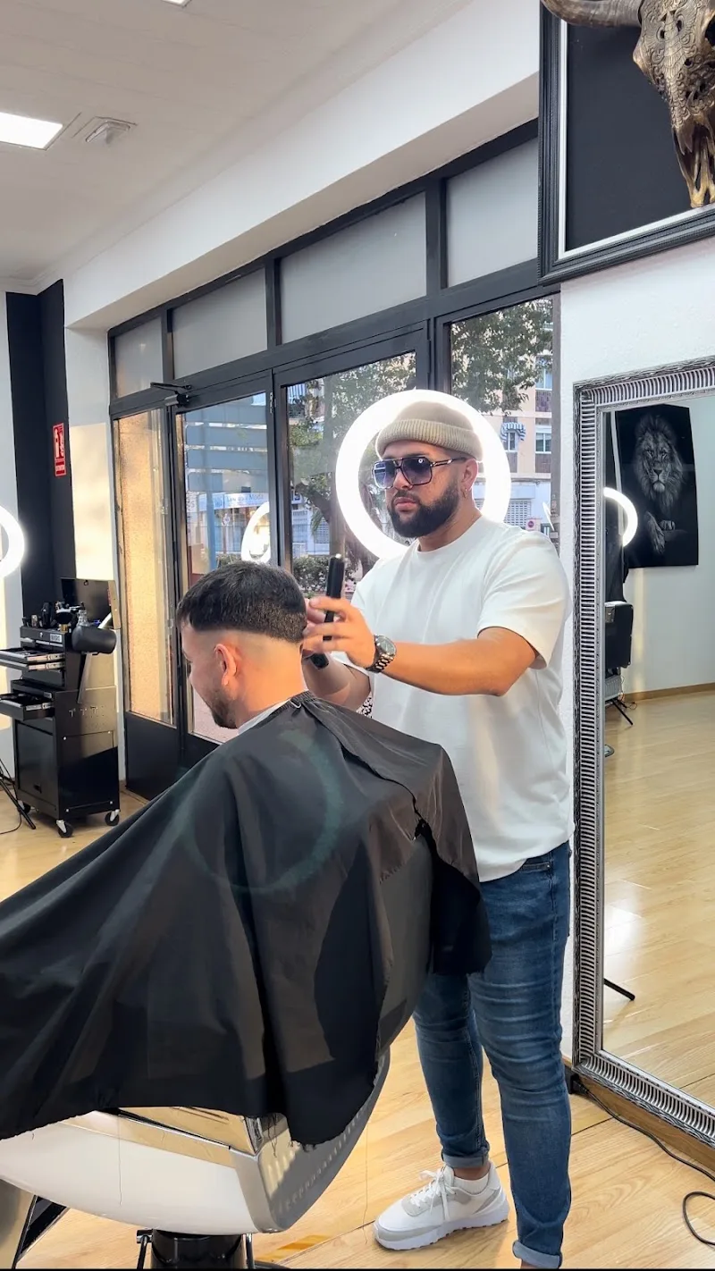 Visionary Barberia 1.0 Benalua - Coiffure Alicante - Photo de couverture - OneBooking