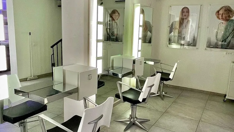 Salone da Parrucchiere AD Parrucchieri - Coiffure Genoa - Photo de couverture - OneBooking