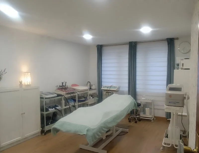 Nuria Blázquez Estética de Autor - Institut de beauté Gijón - Photo de couverture - OneBooking