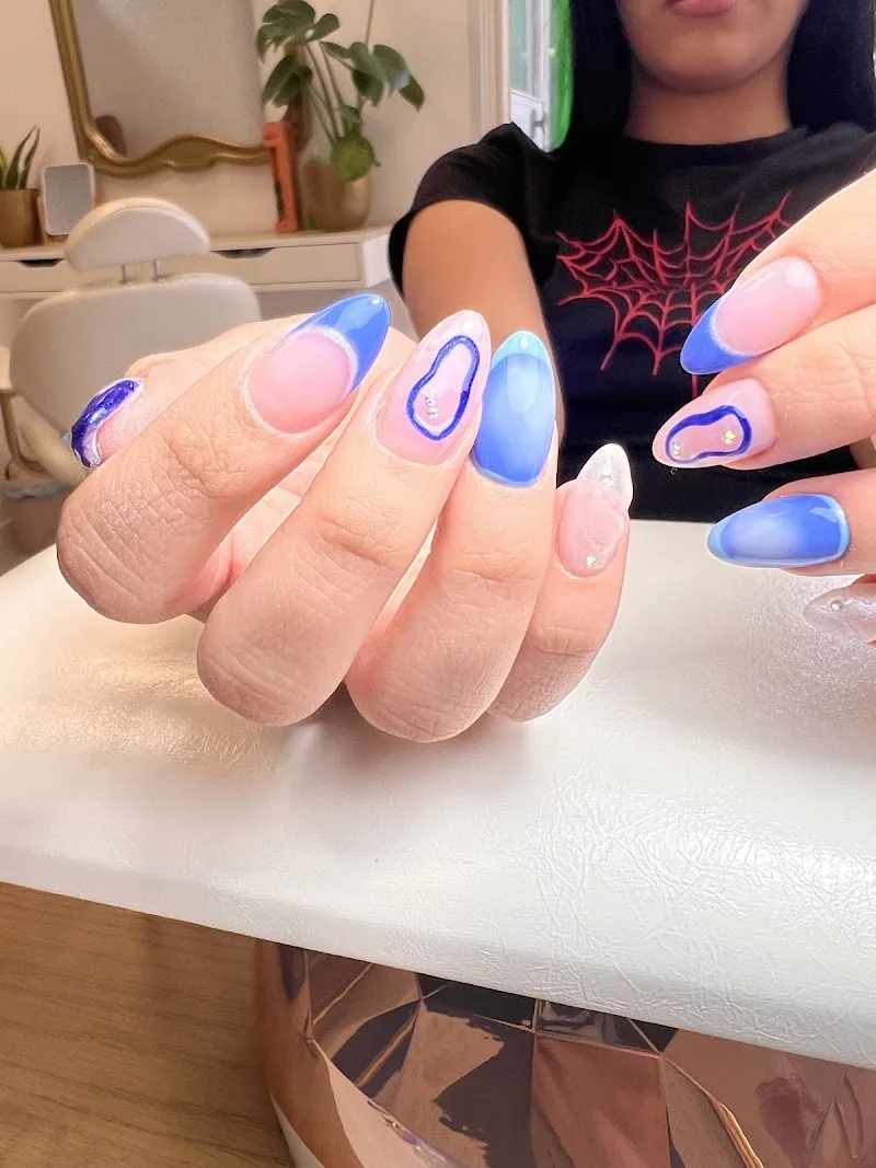 MAJESTUOSA | Centro de estética, uñas, cejas y pestañas en Leganés
