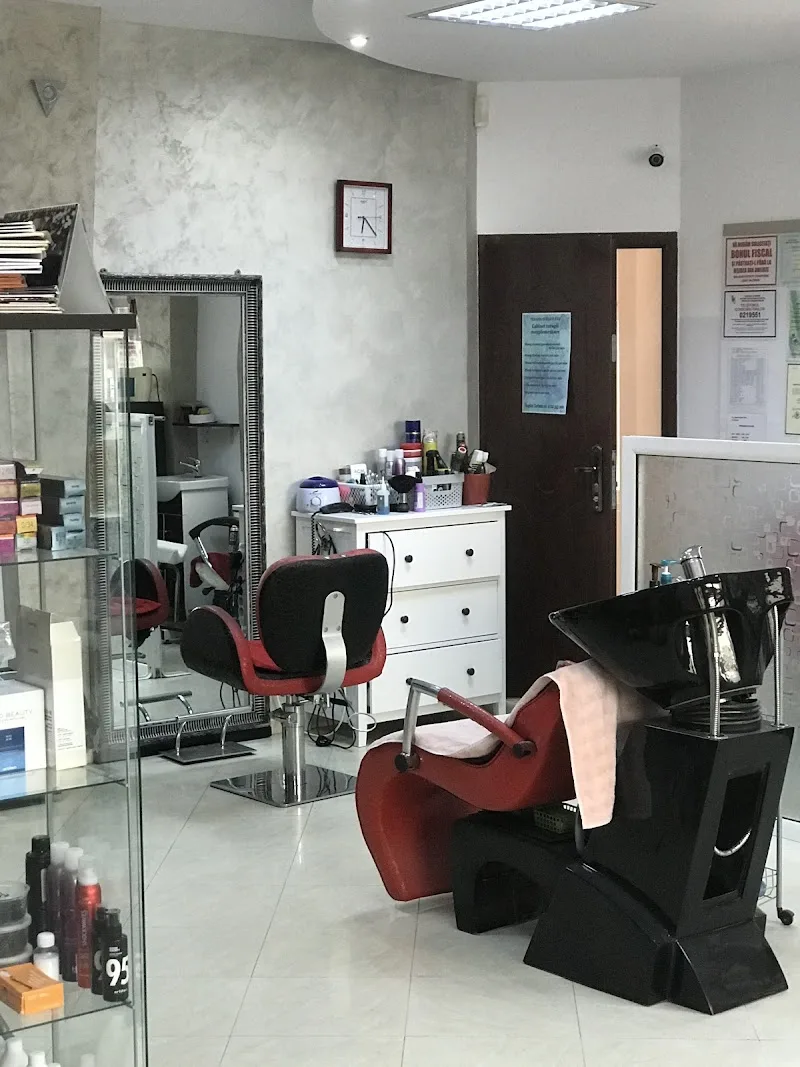 Salon DoraStyle - Coiffure Focșani - Photo de couverture - OneBooking