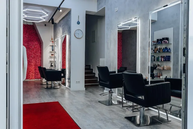Headmasters & Beauty - Balayage, Keratin Glättung & mehr im Glockenbachviertel - Coiffure Munich - Photo de couverture - OneBooking