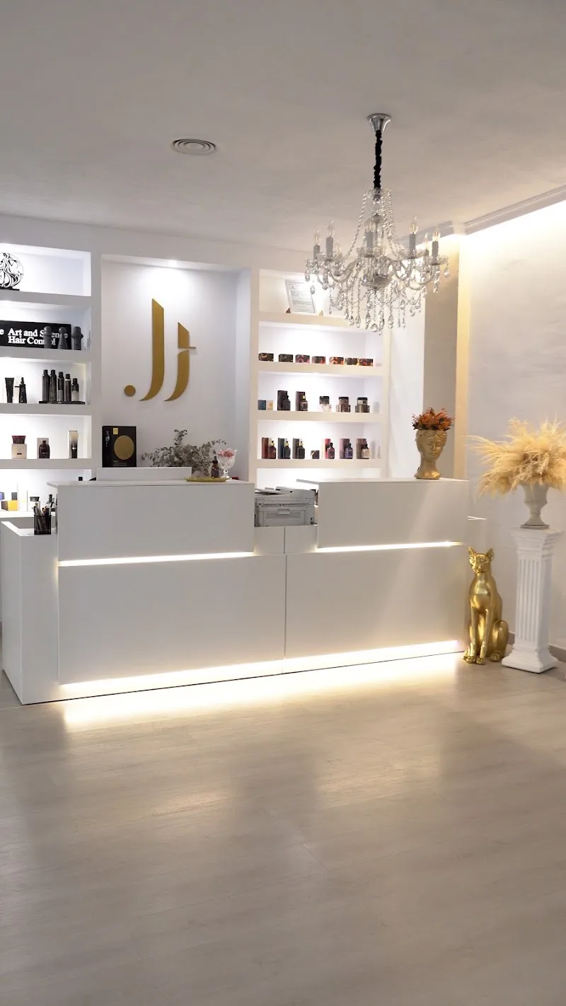 JOSE TABAS Hair Colorist & Beauty Lounge - Coiffure Córdoba - Photo de couverture - OneBooking