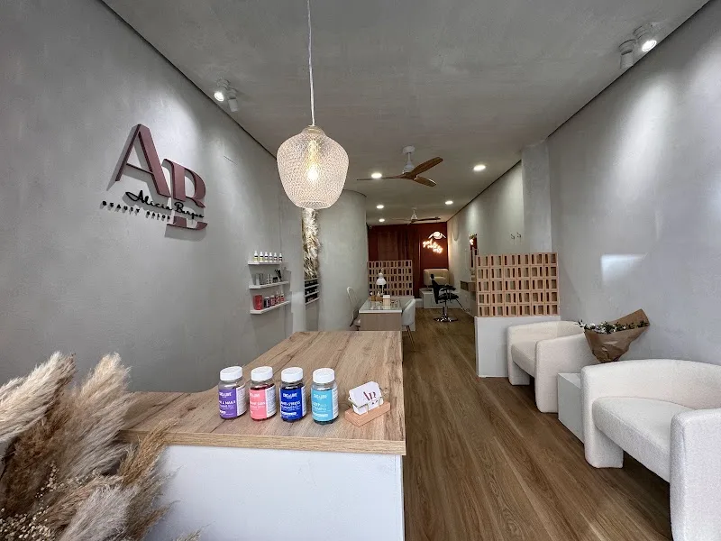 Alicia Burgos Beauty Salon I Extensiones de pestañas - Coiffure Valladolid - Photo de couverture - OneBooking