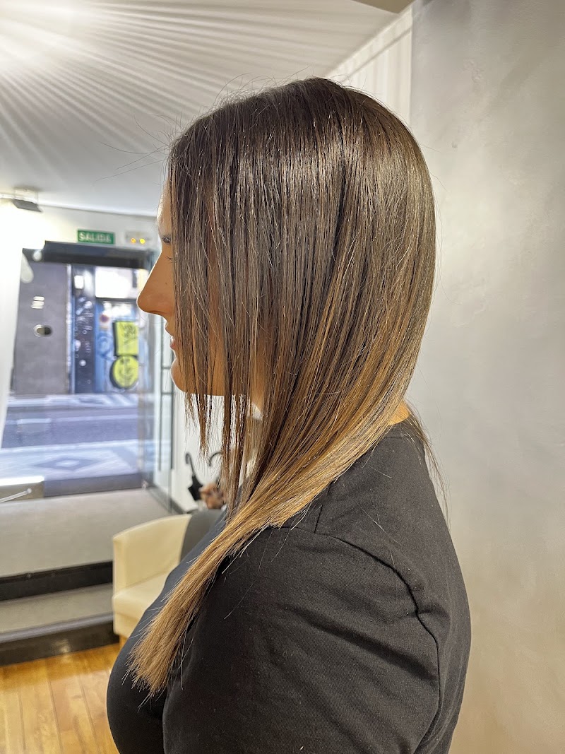 H2O HAIR SALON - Coiffure Valladolid - Photo de couverture - OneBooking