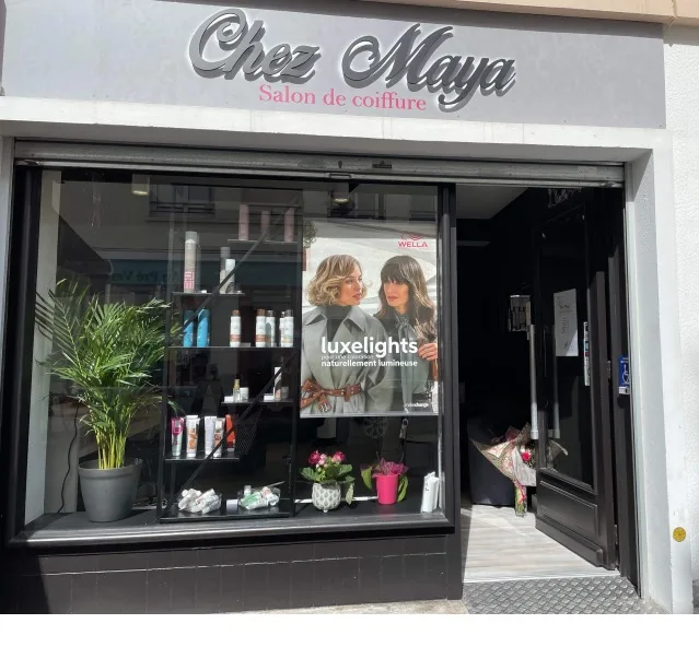 Chez Maya - Coiffure Saint-Nazaire - Photo de couverture - OneBooking