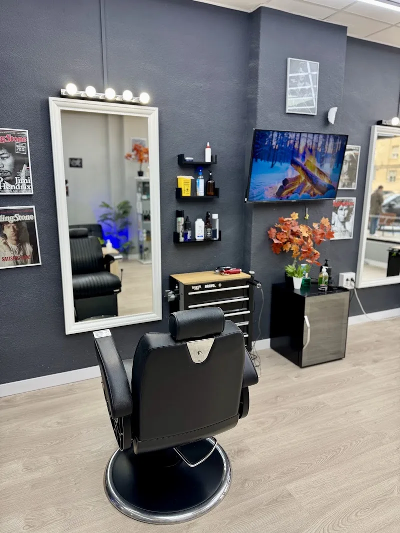 BARBERIA Y PELUQUERÍA - EME BARBER STUDIO - Coiffure Cartagena - Photo de couverture - OneBooking