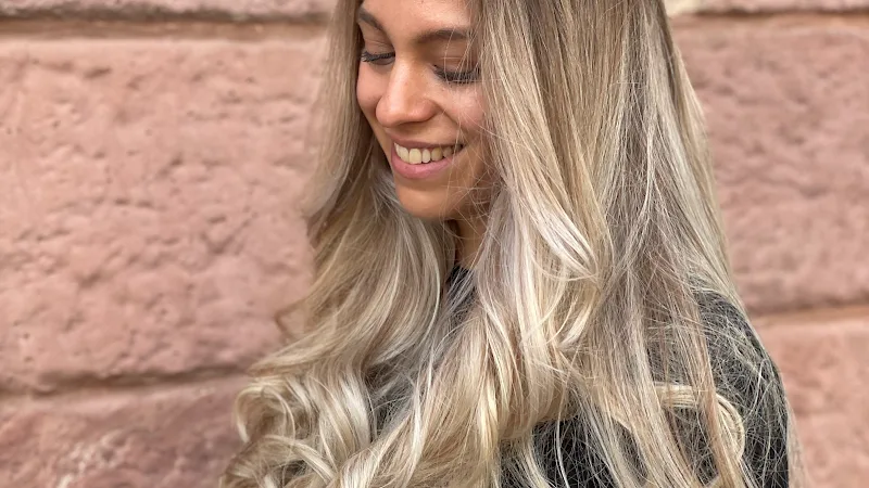 Amara Masters of Hair - Coiffure Frankfurt Am Main - Photo de couverture - OneBooking