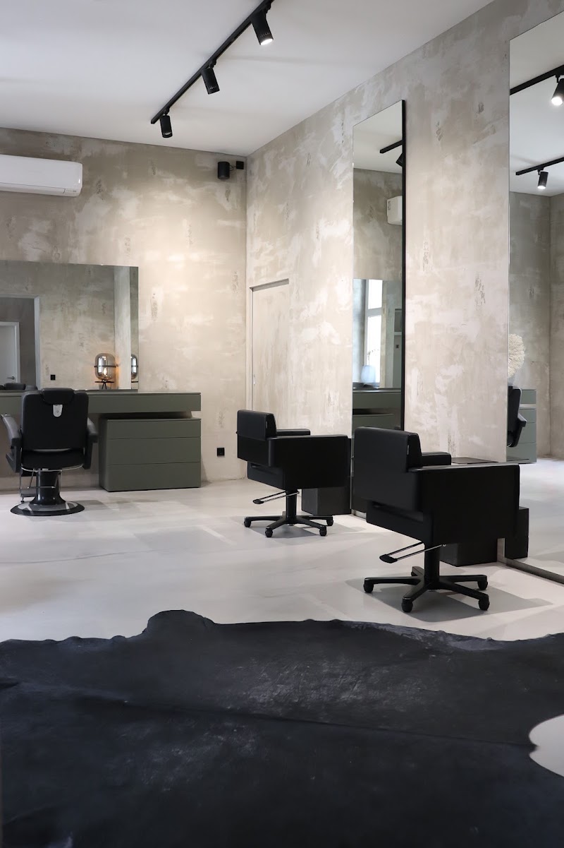 Salon Edmir Rugova - Coiffure Cologne - Photo de couverture - OneBooking