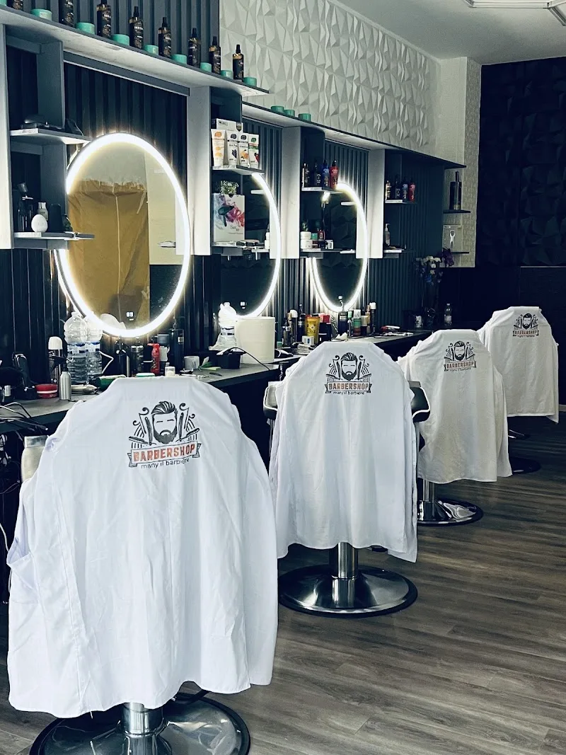 Many barber shop - Coiffure Brescia - Photo de couverture - OneBooking