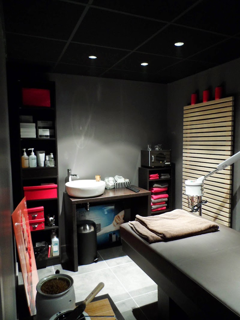 Atmosphair - Essey Les Nancy - Coiffure Liverpool - Photo de couverture - OneBooking