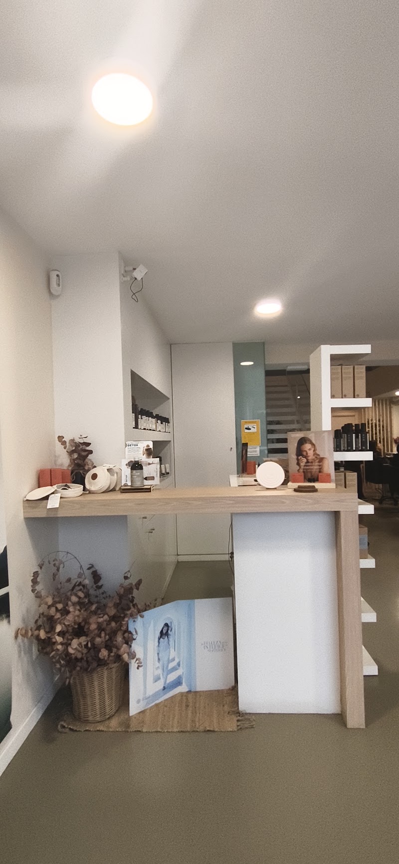 Color's Peluquería Saludable - Peluquería en Coruña