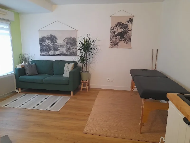 Réflexologie plantaire chinoise & Relaxation coréenne - Bien-être Nantes - Photo de couverture - OneBooking