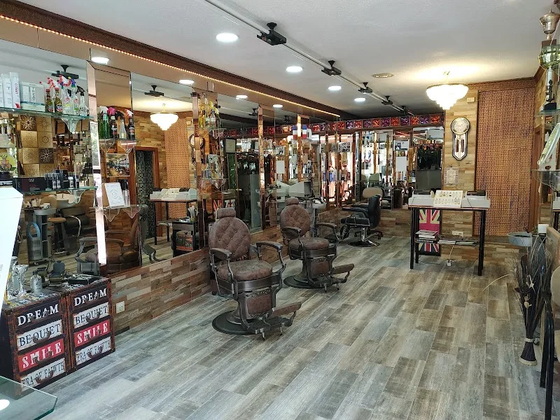 Peluquería barbería Juan Rujula - Coiffure Córdoba - Photo de couverture - OneBooking
