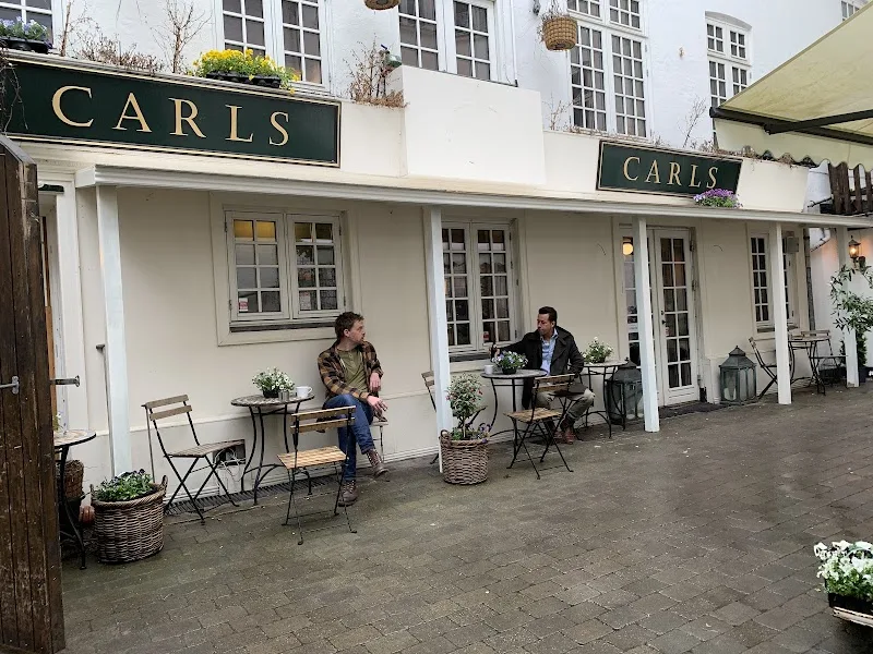 Carl's Barber Shop