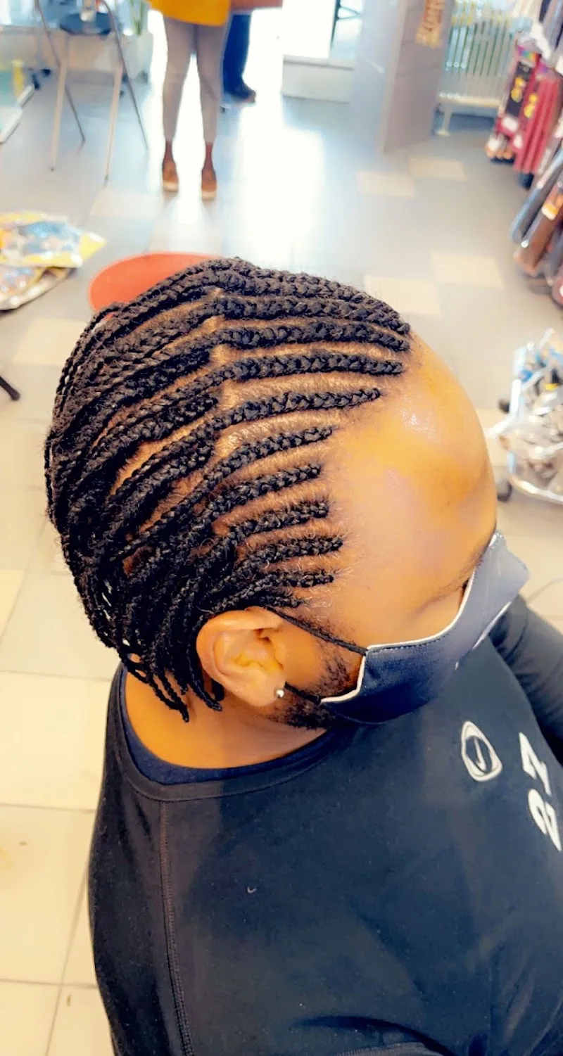 Clara fashion hairs