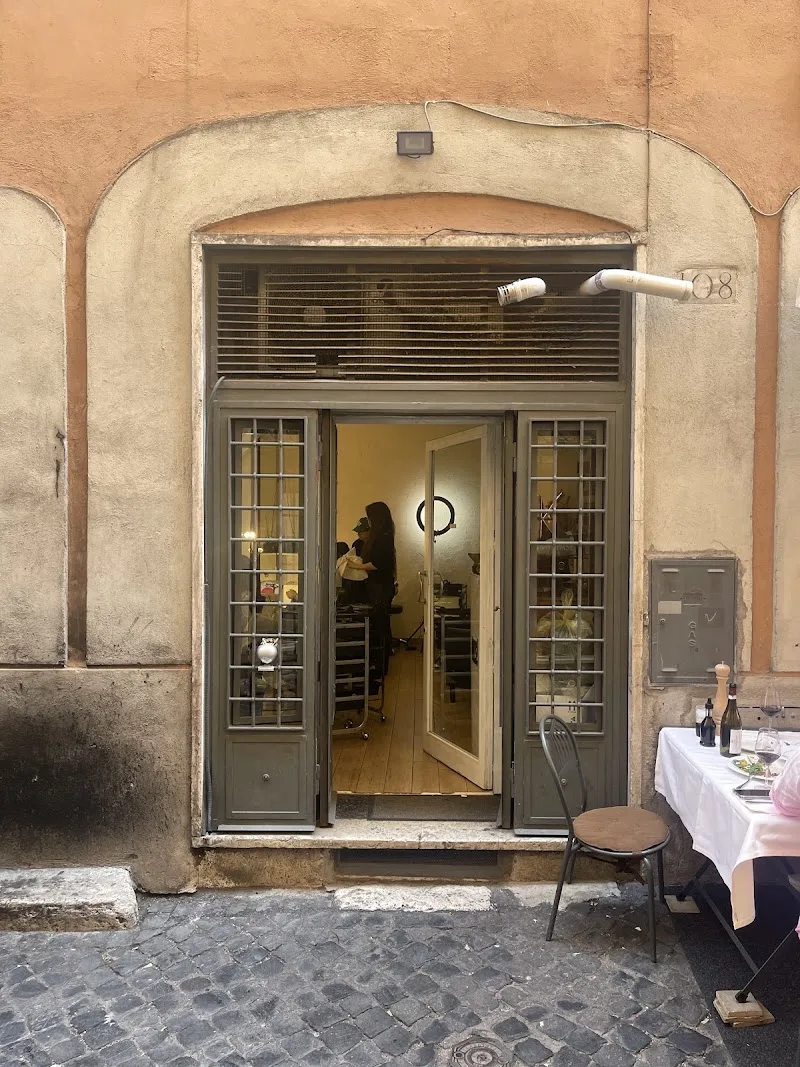hair produce YANK'S - Coiffure Rome - Photo de couverture - OneBooking